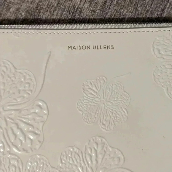White Leather Floral Clutch Maison Ullens - Picture 4 of 6